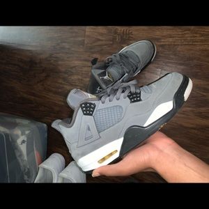 Jordan 4 “cool grey”